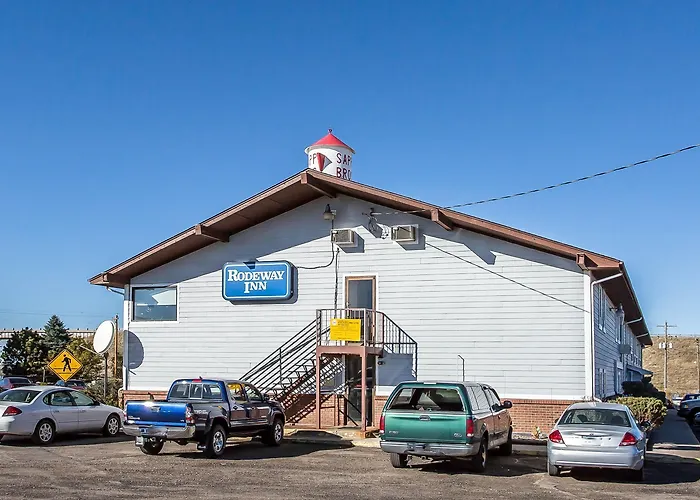 Luxury hotel only: Rodeway Inn Cheyenne I-80 East